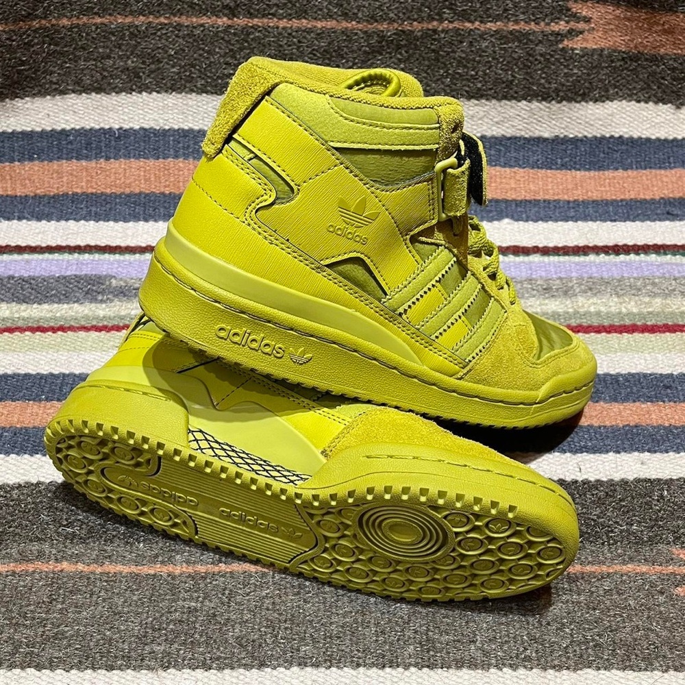 Adidas Forum Mid Pulse Olive - women’s sz 8